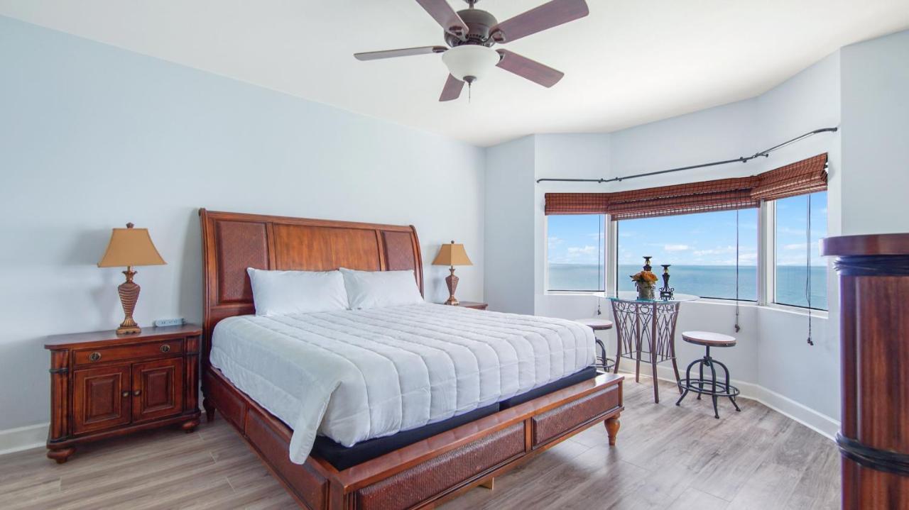 Beachfront Spacious Renovated Condo - Pools, Hot Hub, Spa - Walk To Pier Park In Pcb Panama City Beach Bagian luar foto